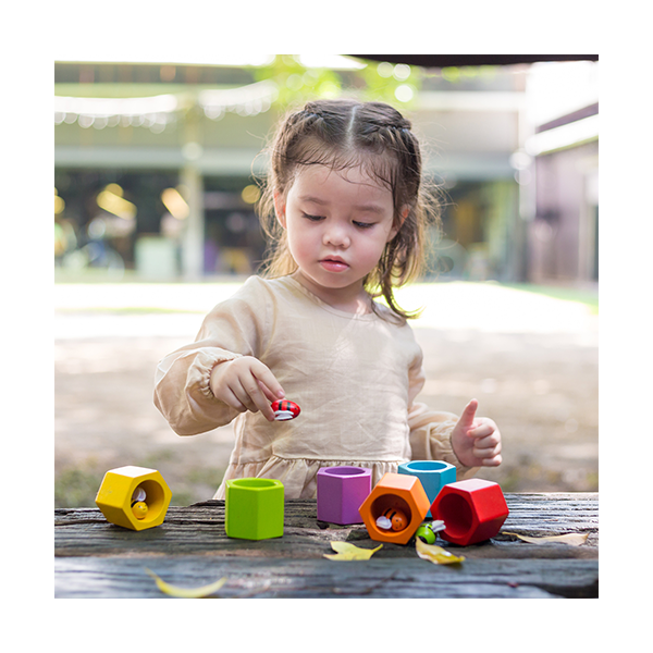 Abejas en top la colmena plantoys