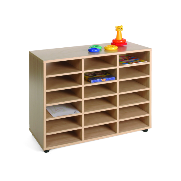 Mueble bajo con 18 casillas Haya